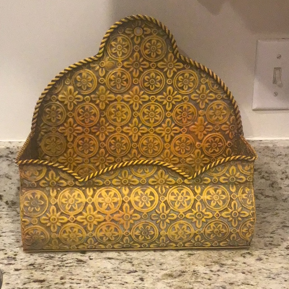 Vintage metal tin 80’s display holder